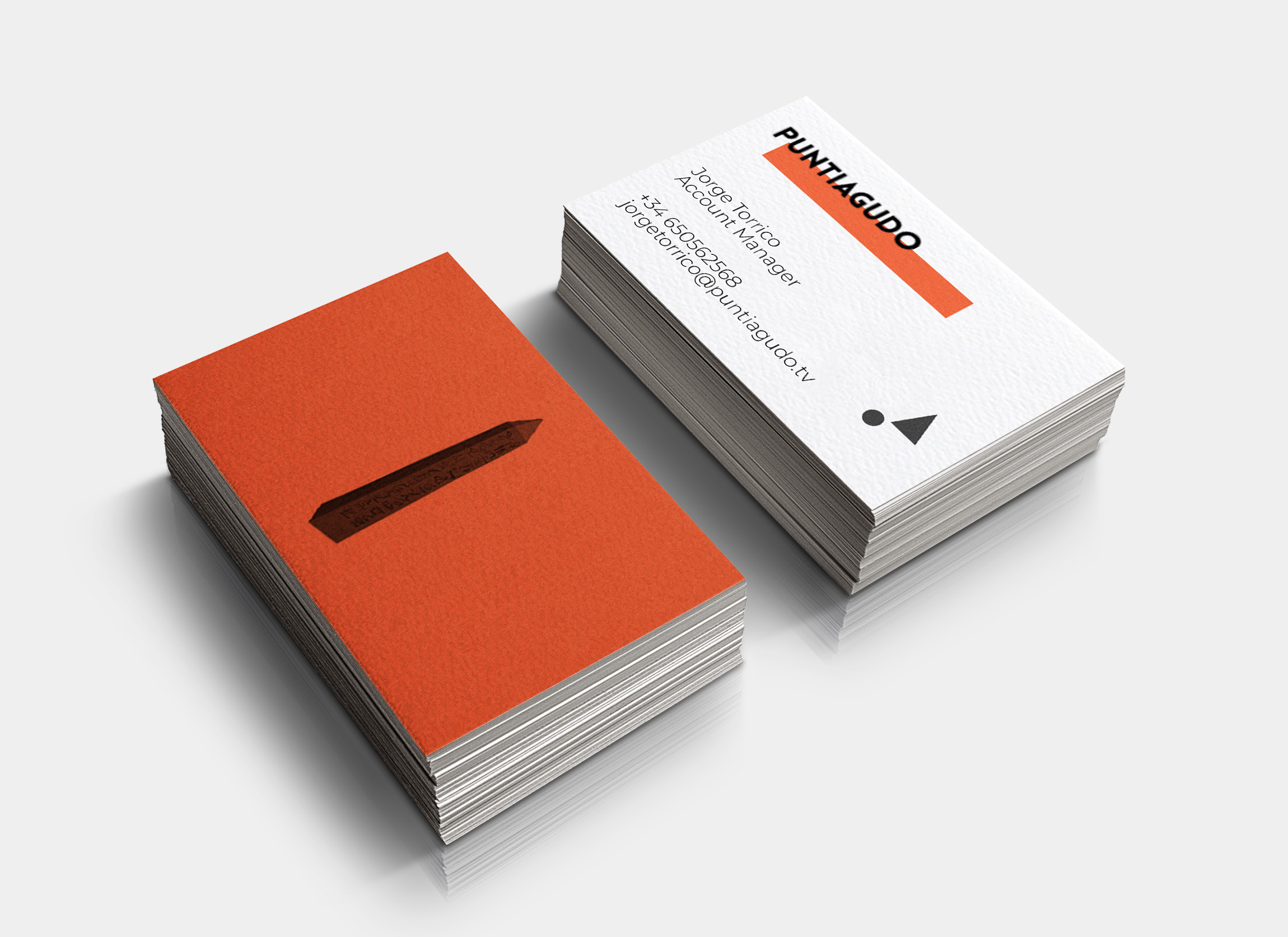 Realistic Business Card Mock-Up2
